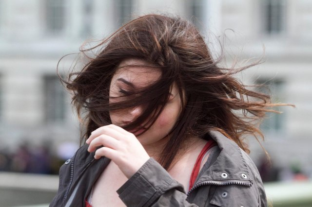 Šta izaziva pojačanu maljavost kod žena?